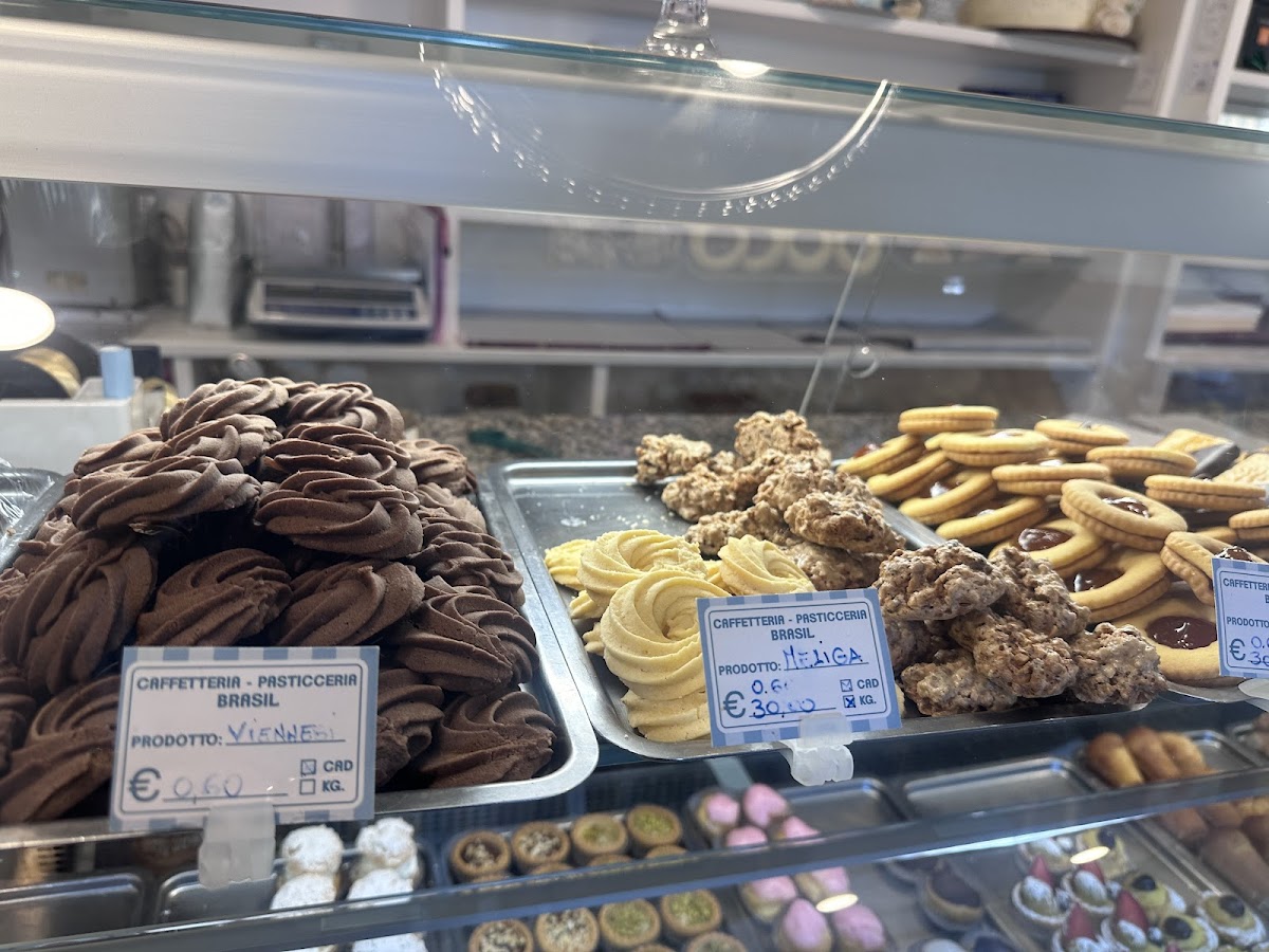 Caffetteria Pasticceria Brasil-3